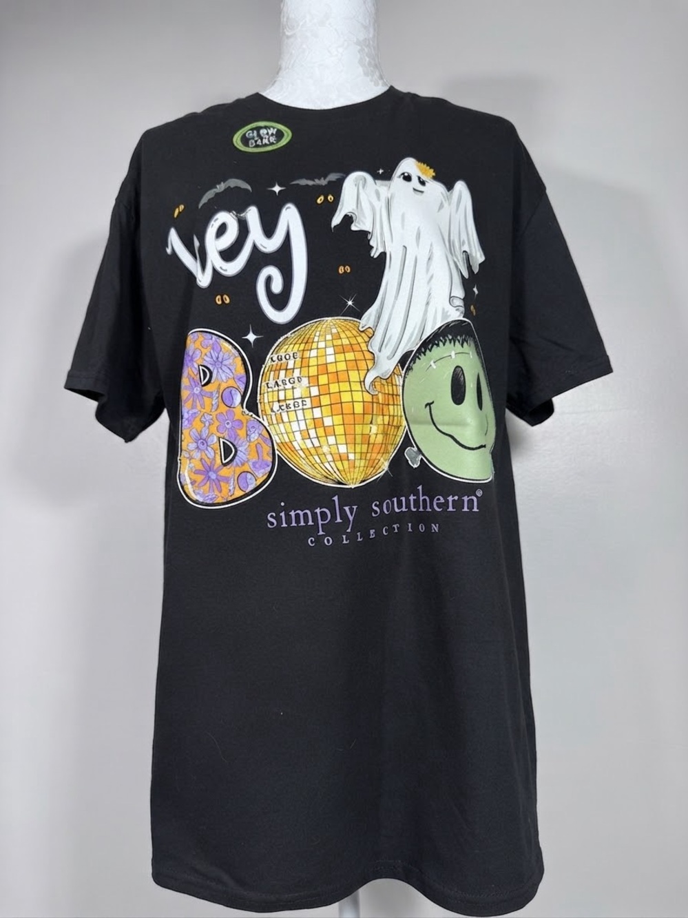 Simply Southern women’s "Hey Boo" Black Graphic Tee